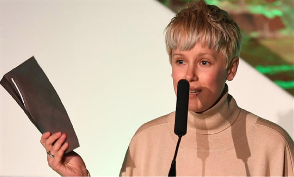 Hepworth Sculpture Prize Winner vows to share £30,000 award
